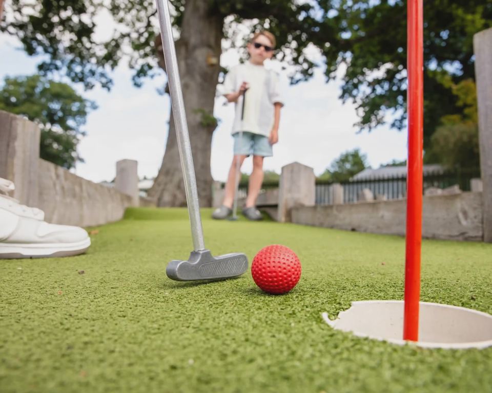 Adventure golf course