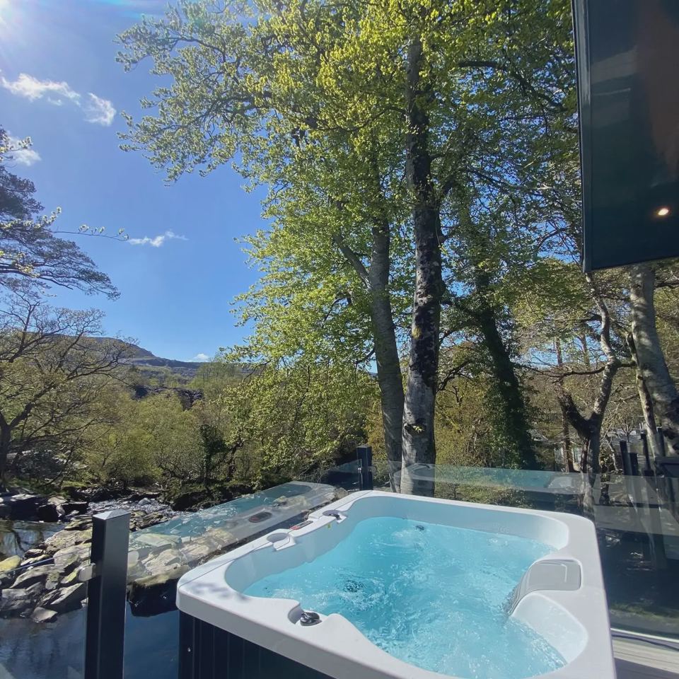 Hot tub above the river