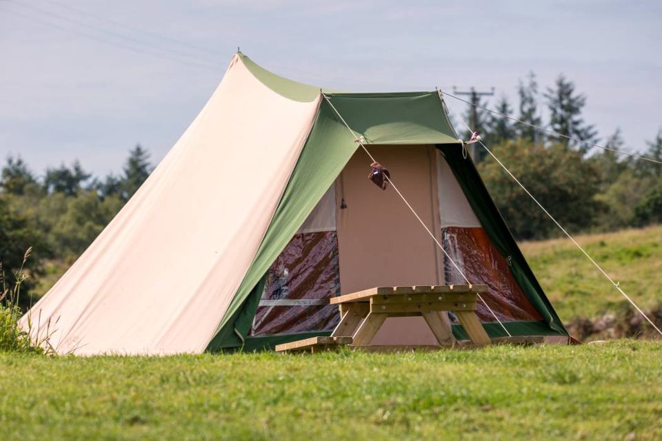 Canvas tent with picnic table