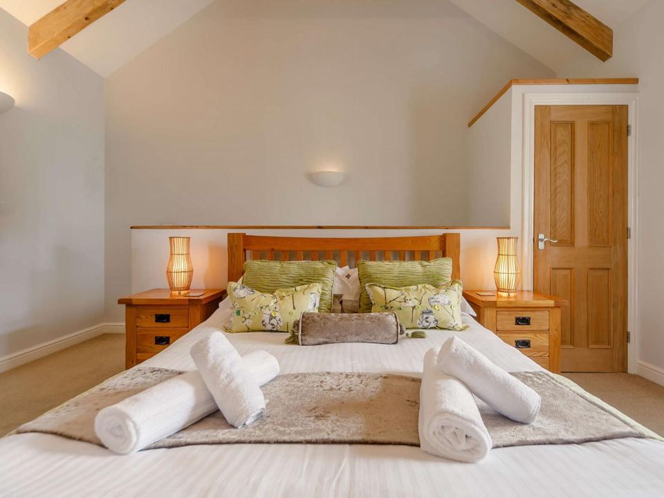 Double bedroom in a barn