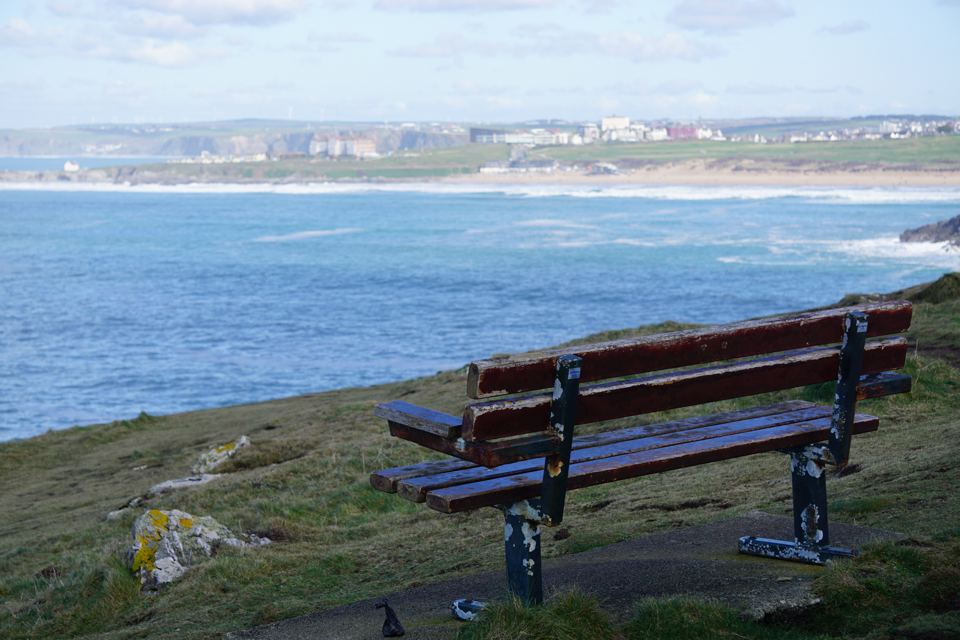 Bench on the cliff above the sea