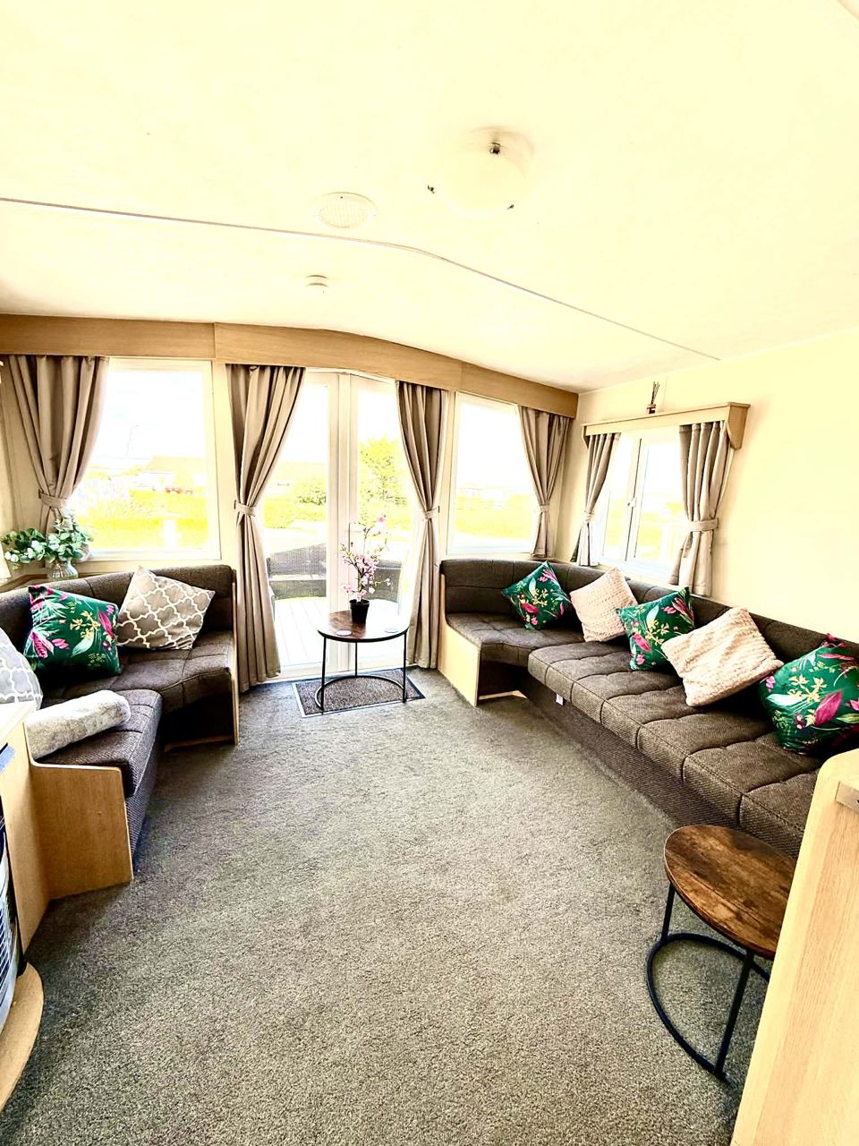 Lounge with brown sofas
