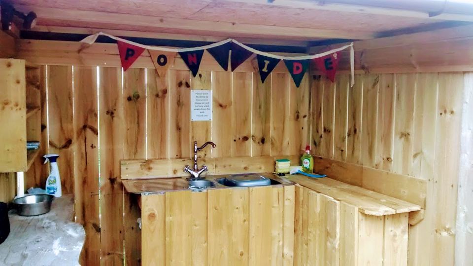 Wooden washing-up area