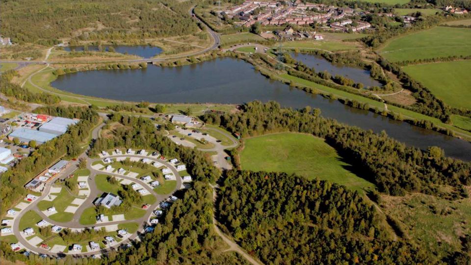 Site beside the lakes