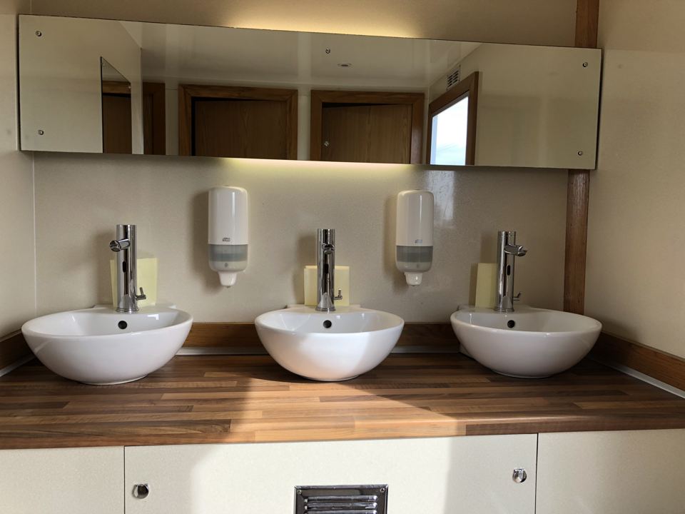 Washbasins in the facilities block