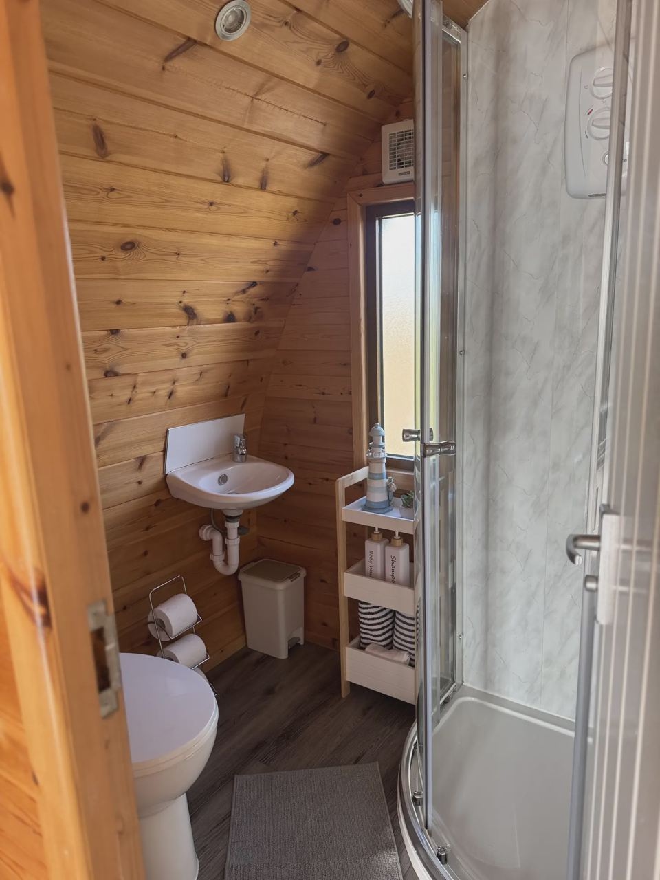 En-suite shower room