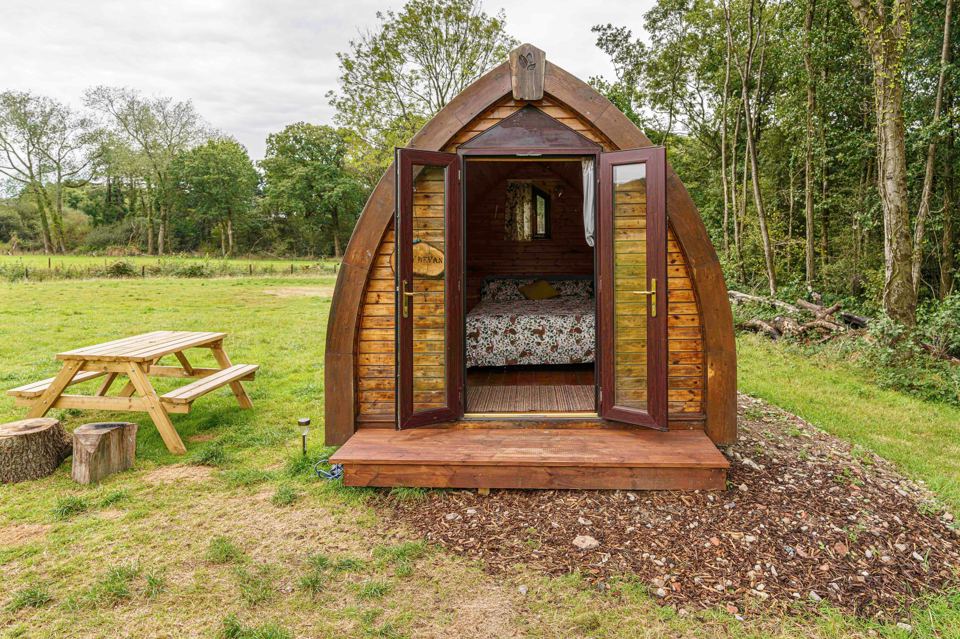 Camping pod with picnic table