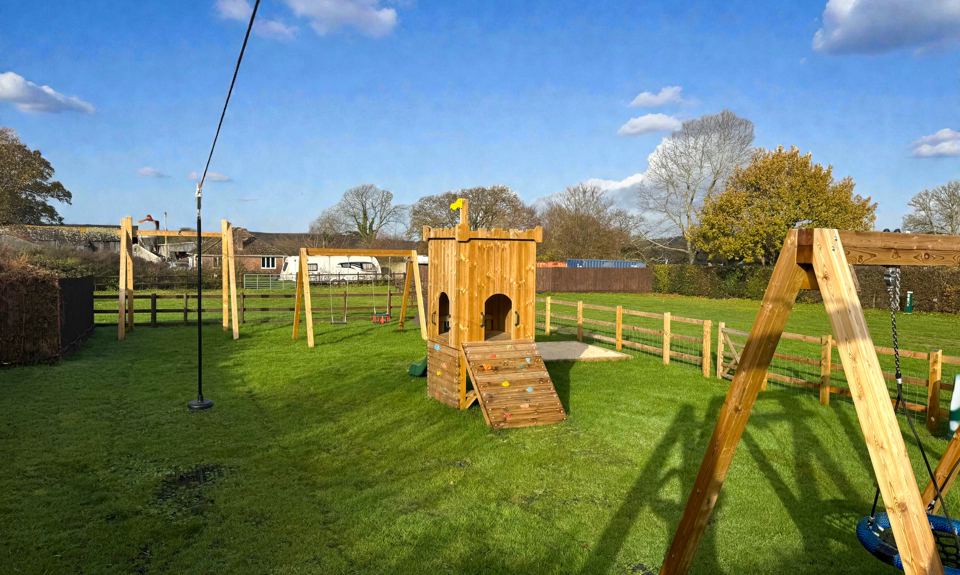 Play park with zip wire