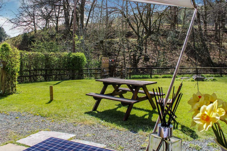 Garden picnic tables