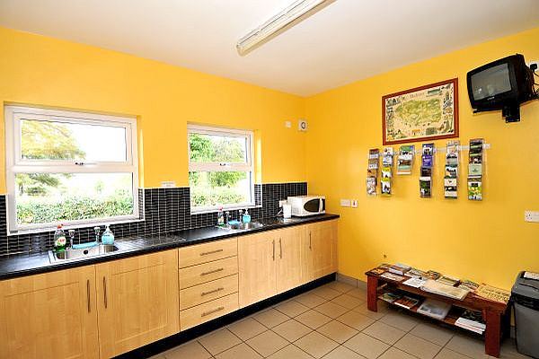 Washing-up room