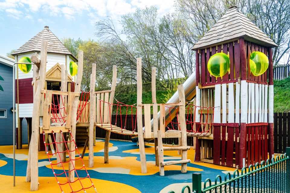 Wooden play tower