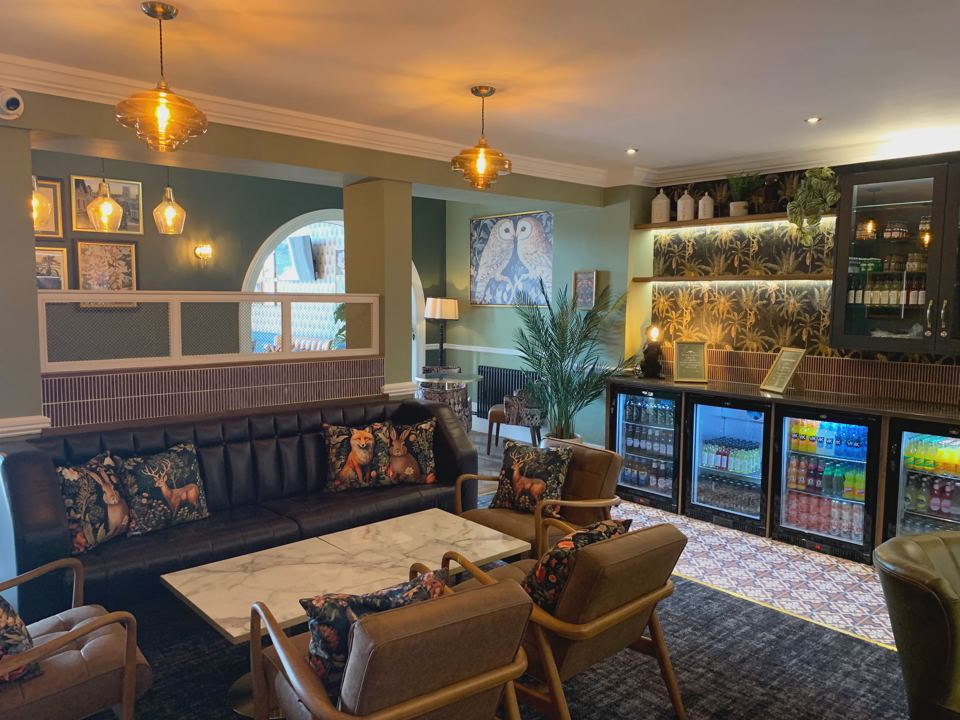 Bar lounge seating