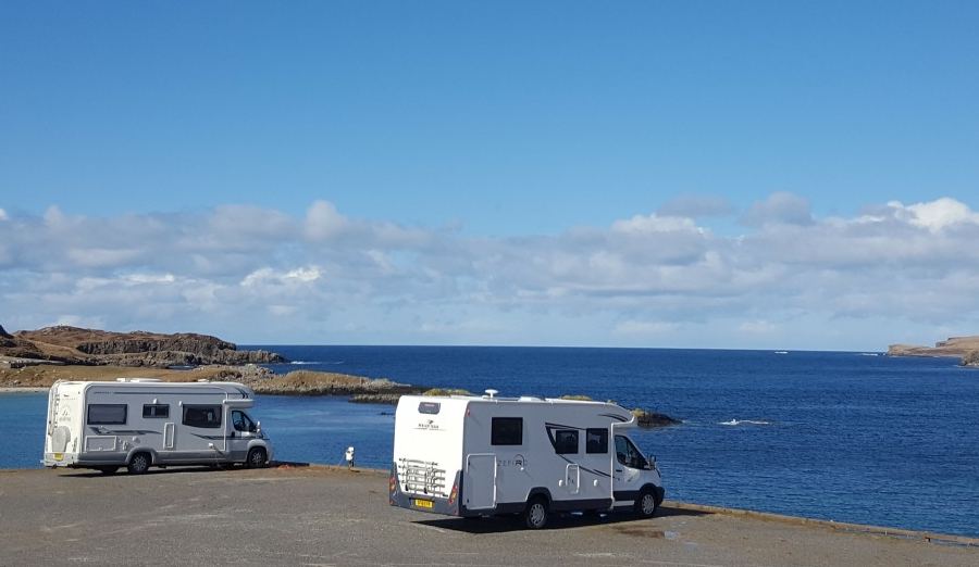 Motorhomes by the bay