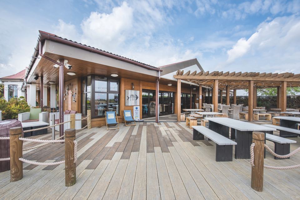 Restaurant terrace