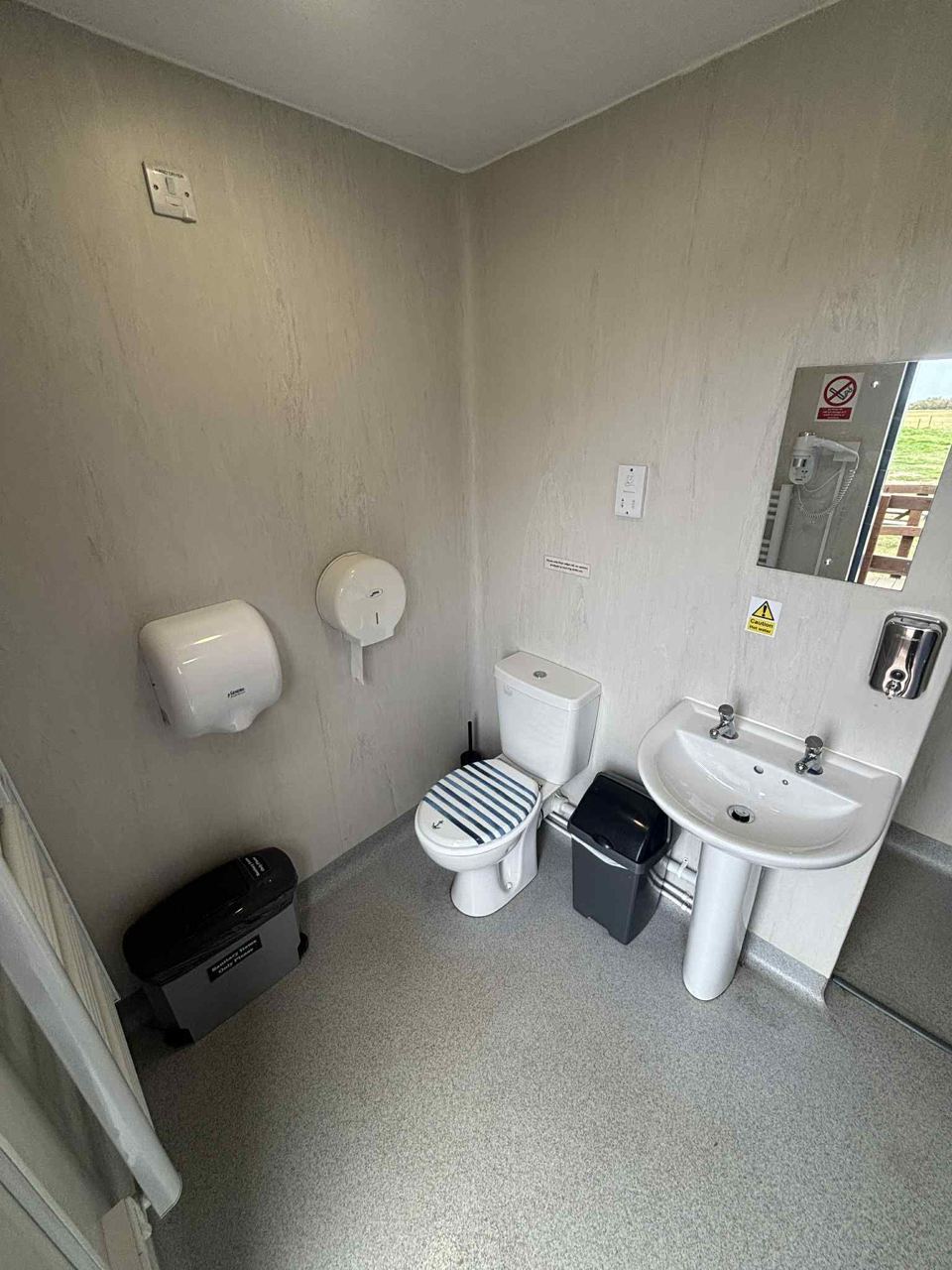 Toilet and washbasin