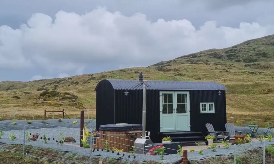 Shepherd's hut with hot tub