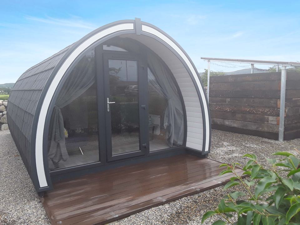 Pod with decked entrance