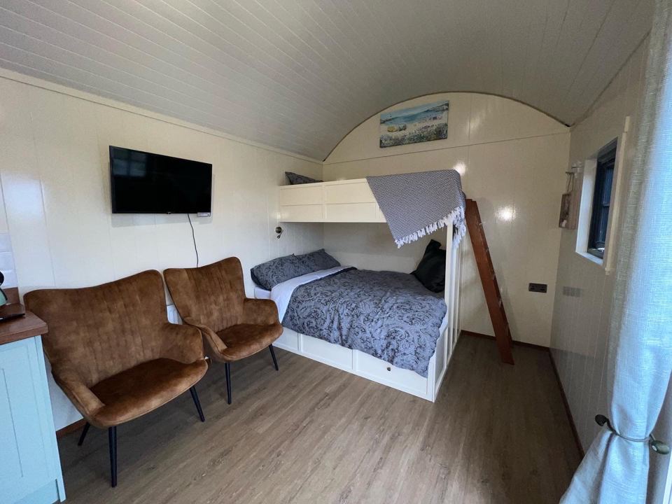Bunk and lounge in a hut