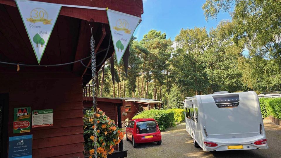 Caravan arriving at reception