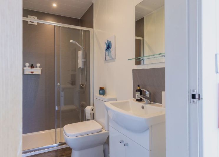 Pod shower room