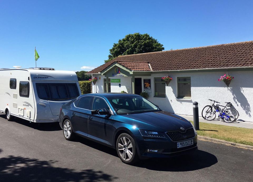 Tourer arriving by the washrooms