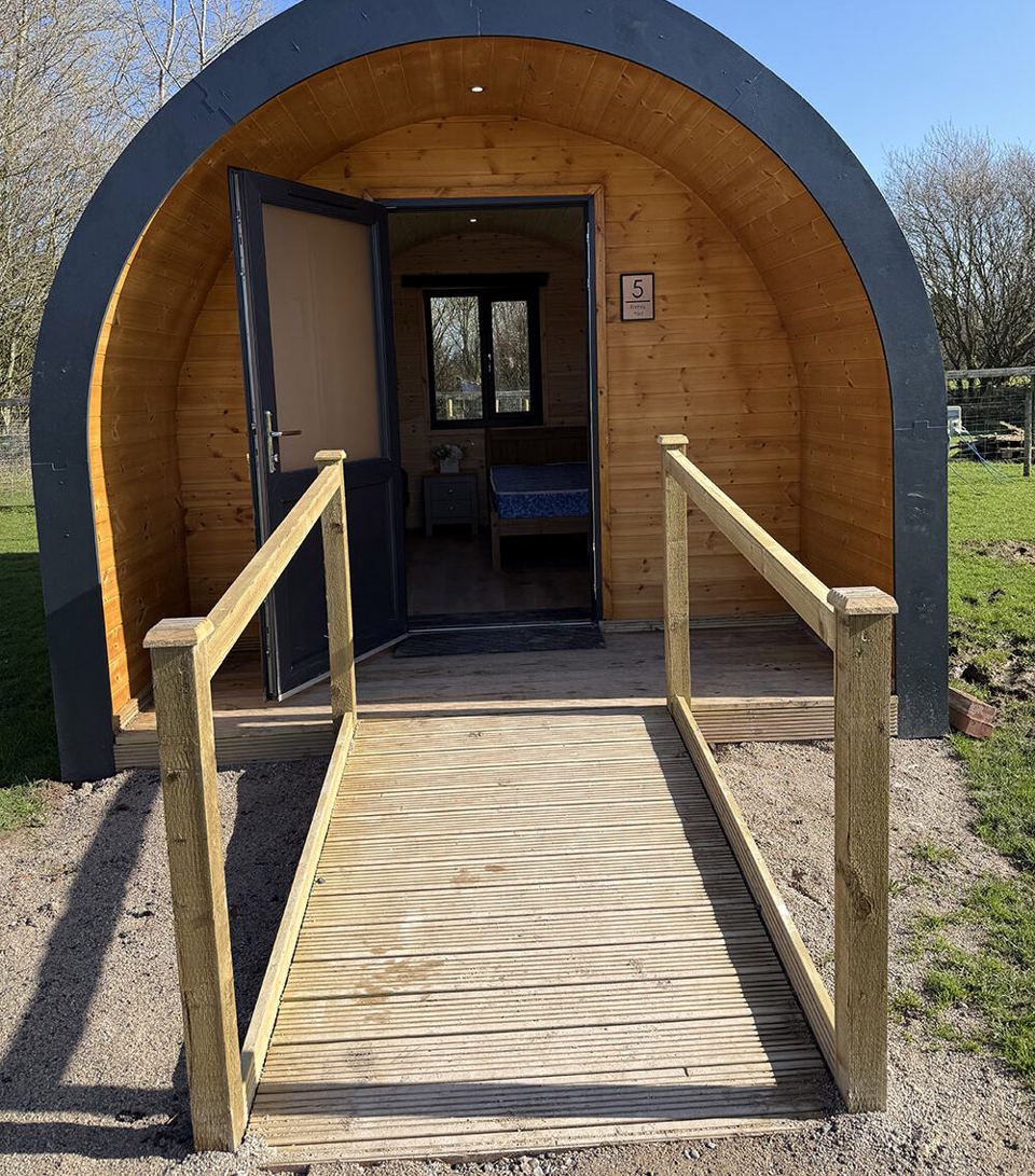 Ramp up to a pod