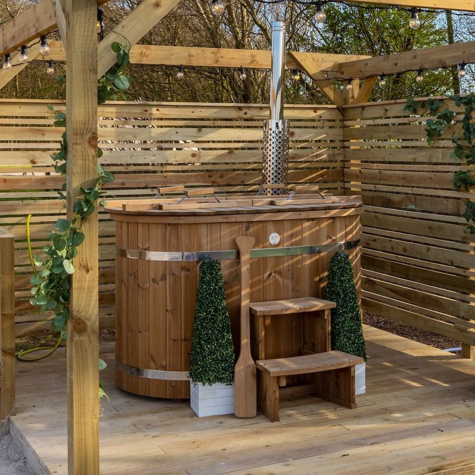 Wood-fired hot tub