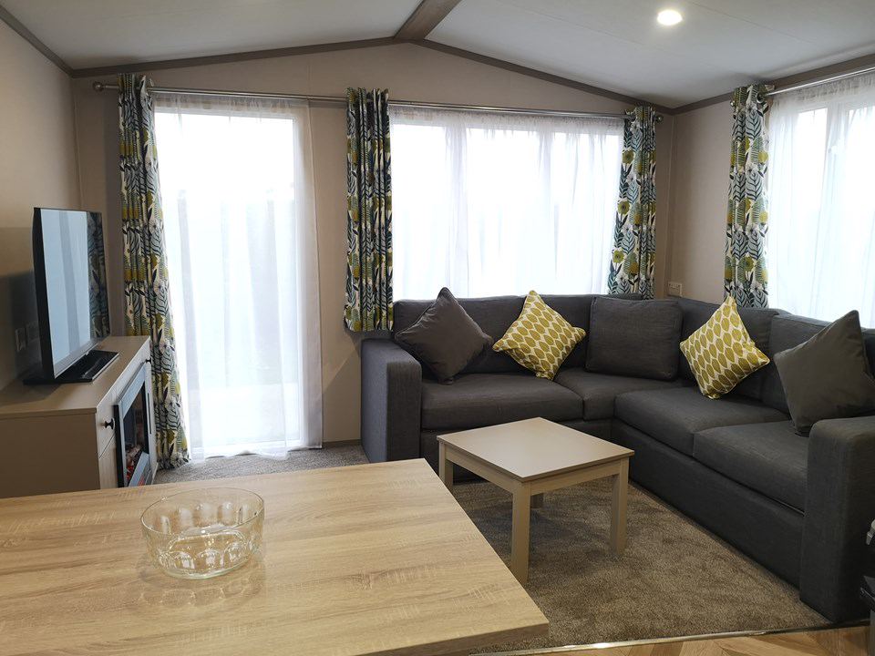 Caravan lounge