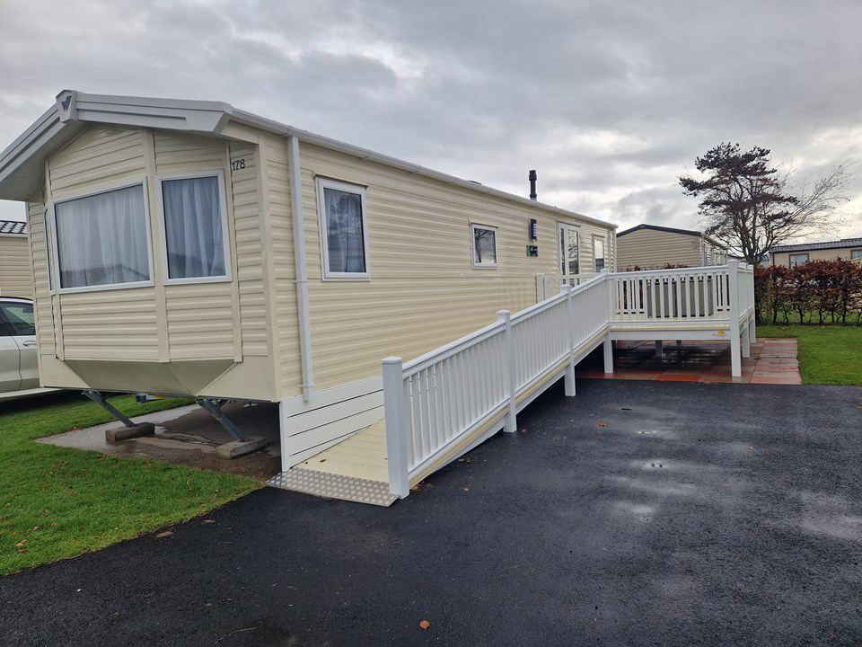 Caravan with ramp access