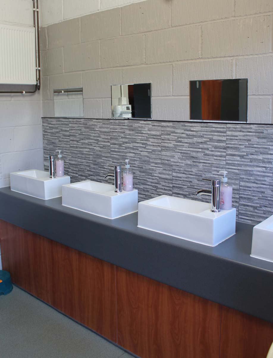 Washroom basins