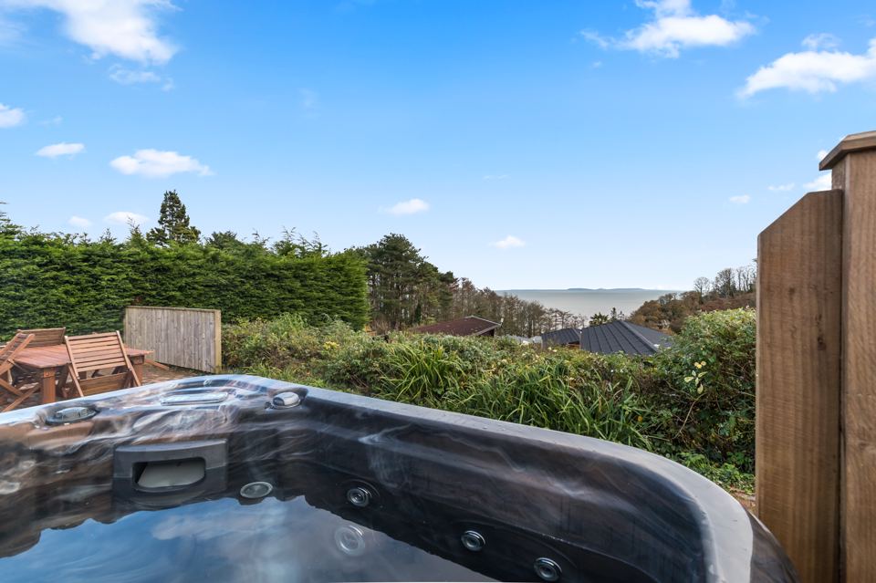 Hot tub over the bay