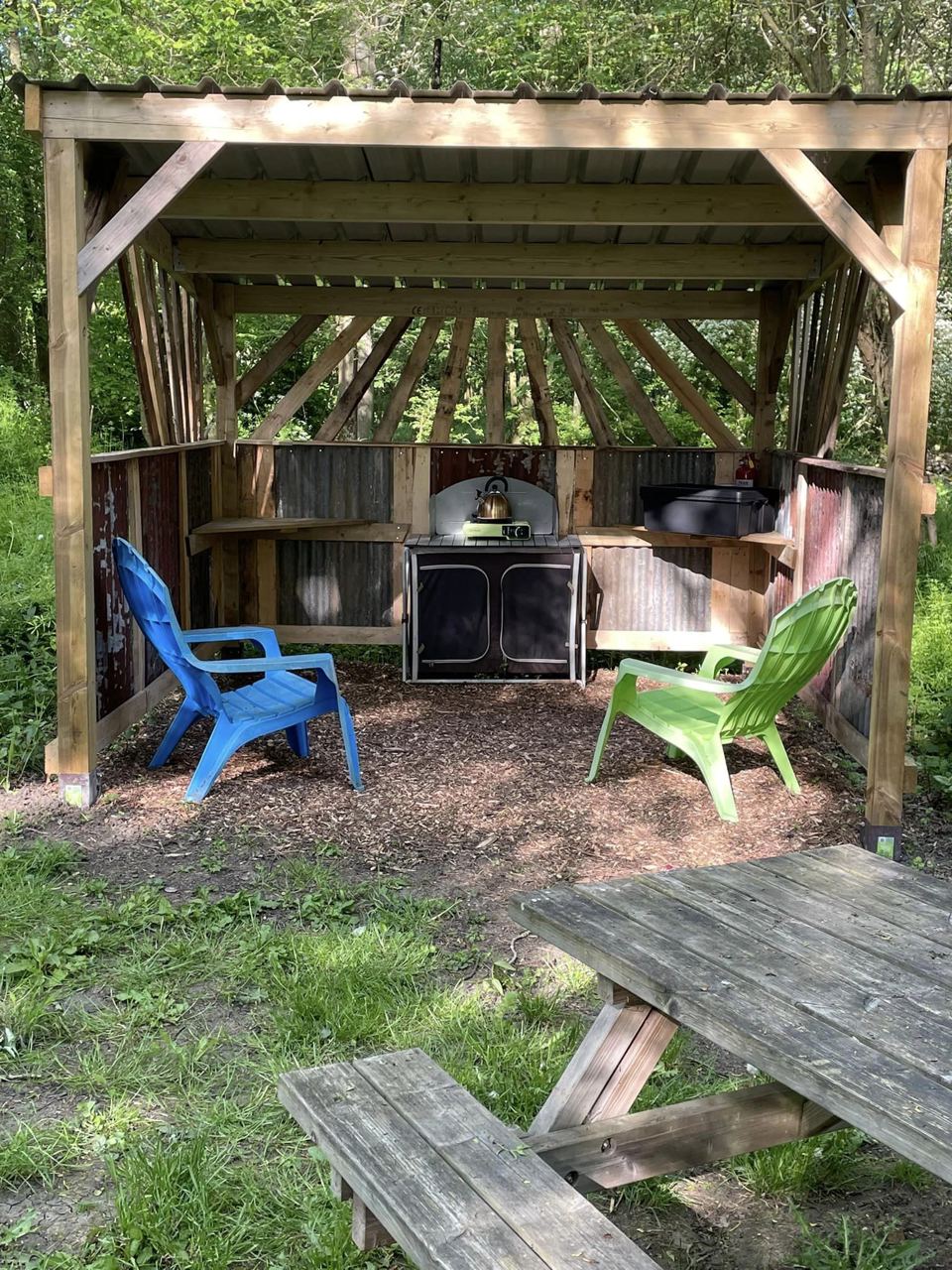 Eco pizza oven shelter