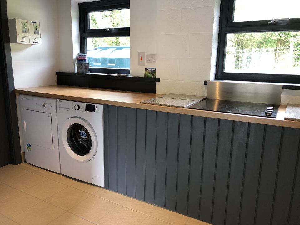 Washing machine and hob