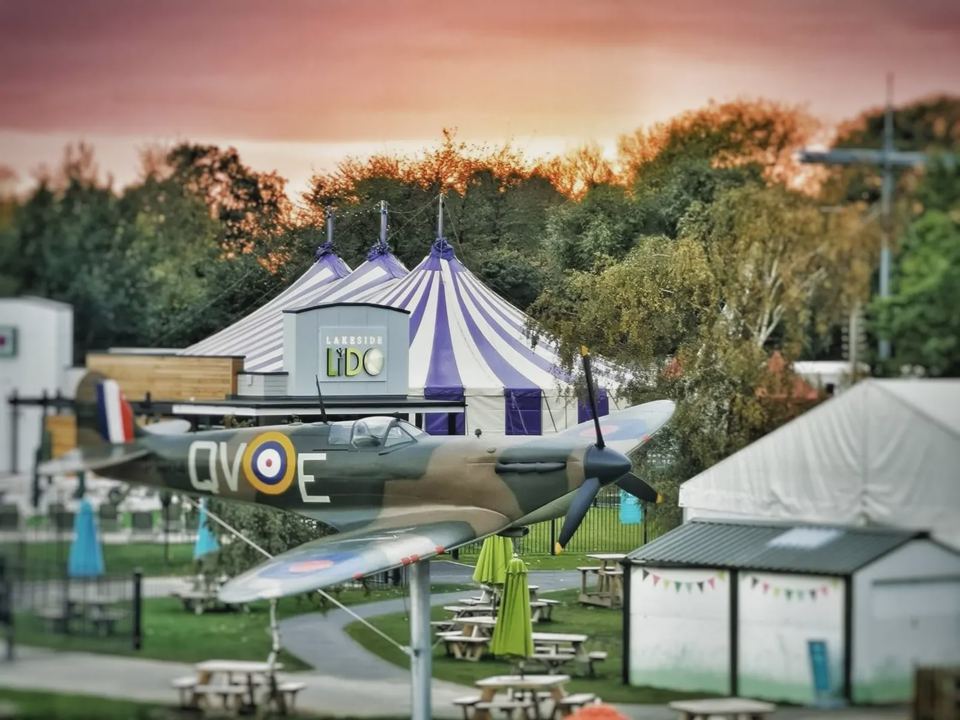 Spitfire and Lido tents