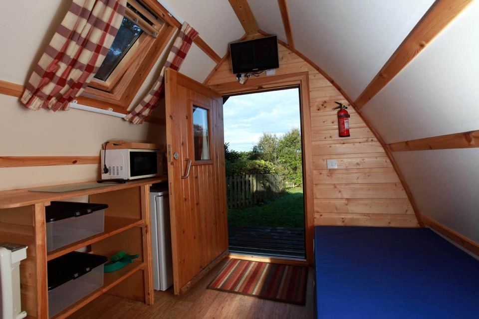 Wigwam with kitchen shelf