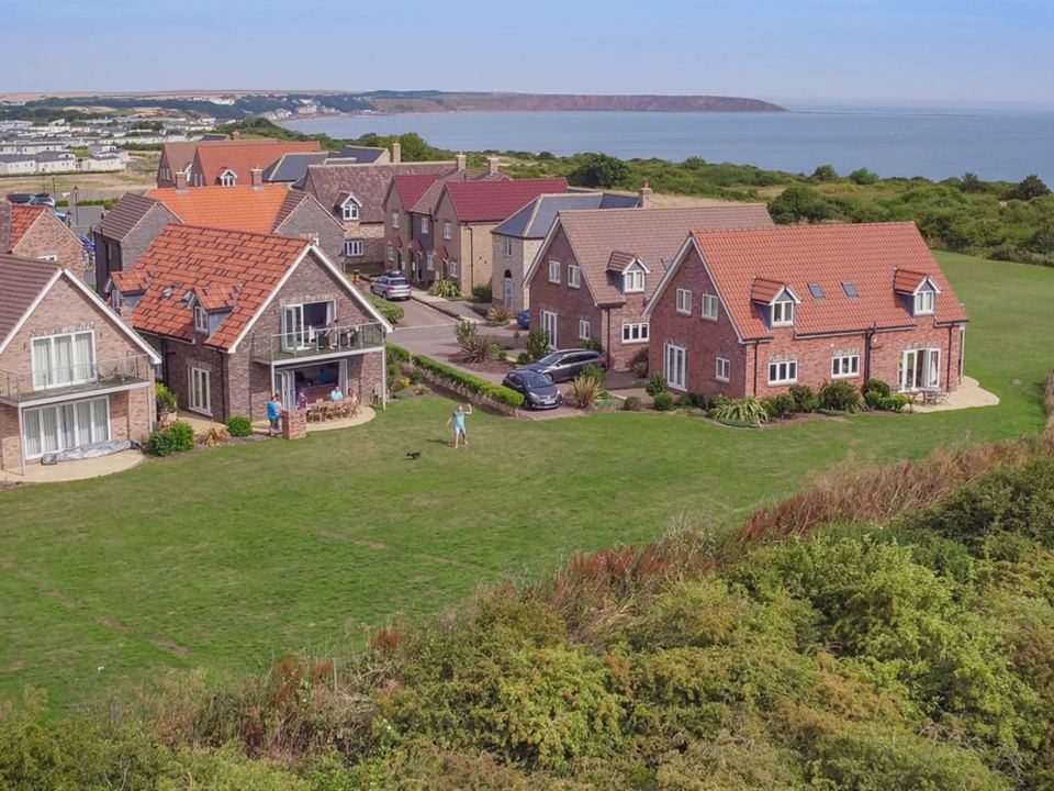 Cottages above the bay