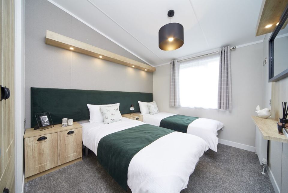 Twin beds in a lodge