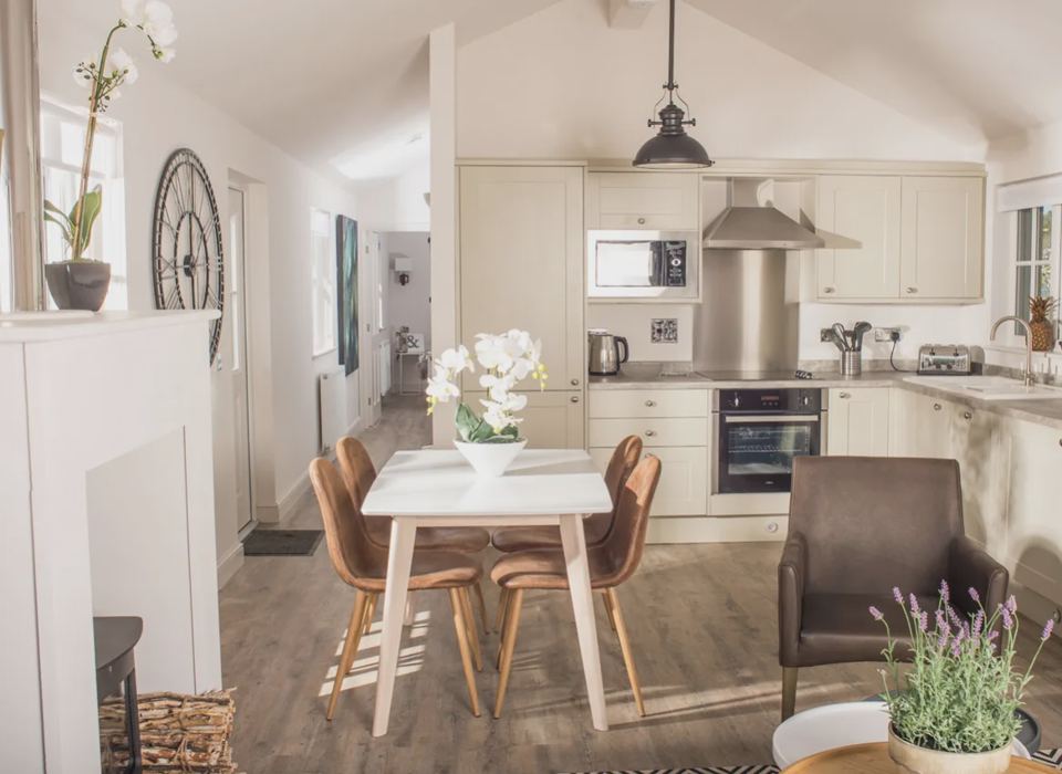 Lakehouse kitchen and dining area