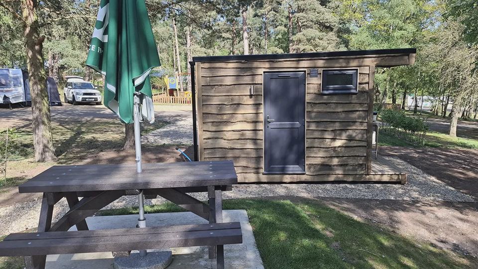 Pod with picnic bench