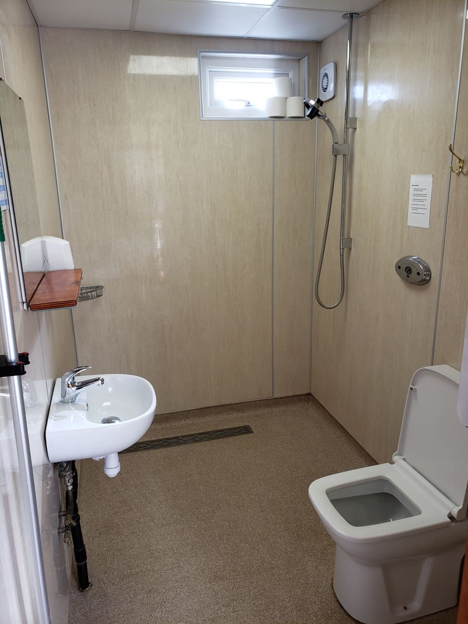 Shower and toilet cubicle