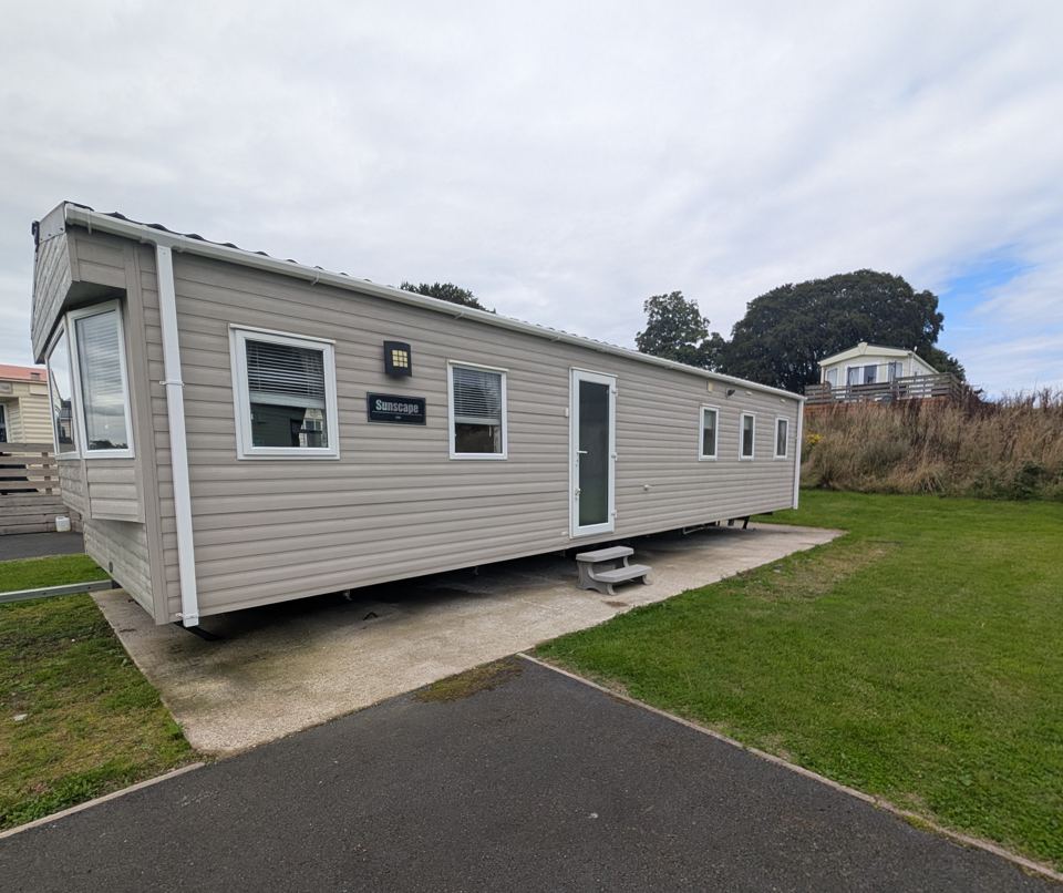 Holiday home on the park