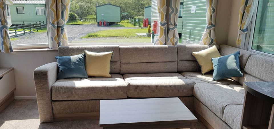 Caravan lounge