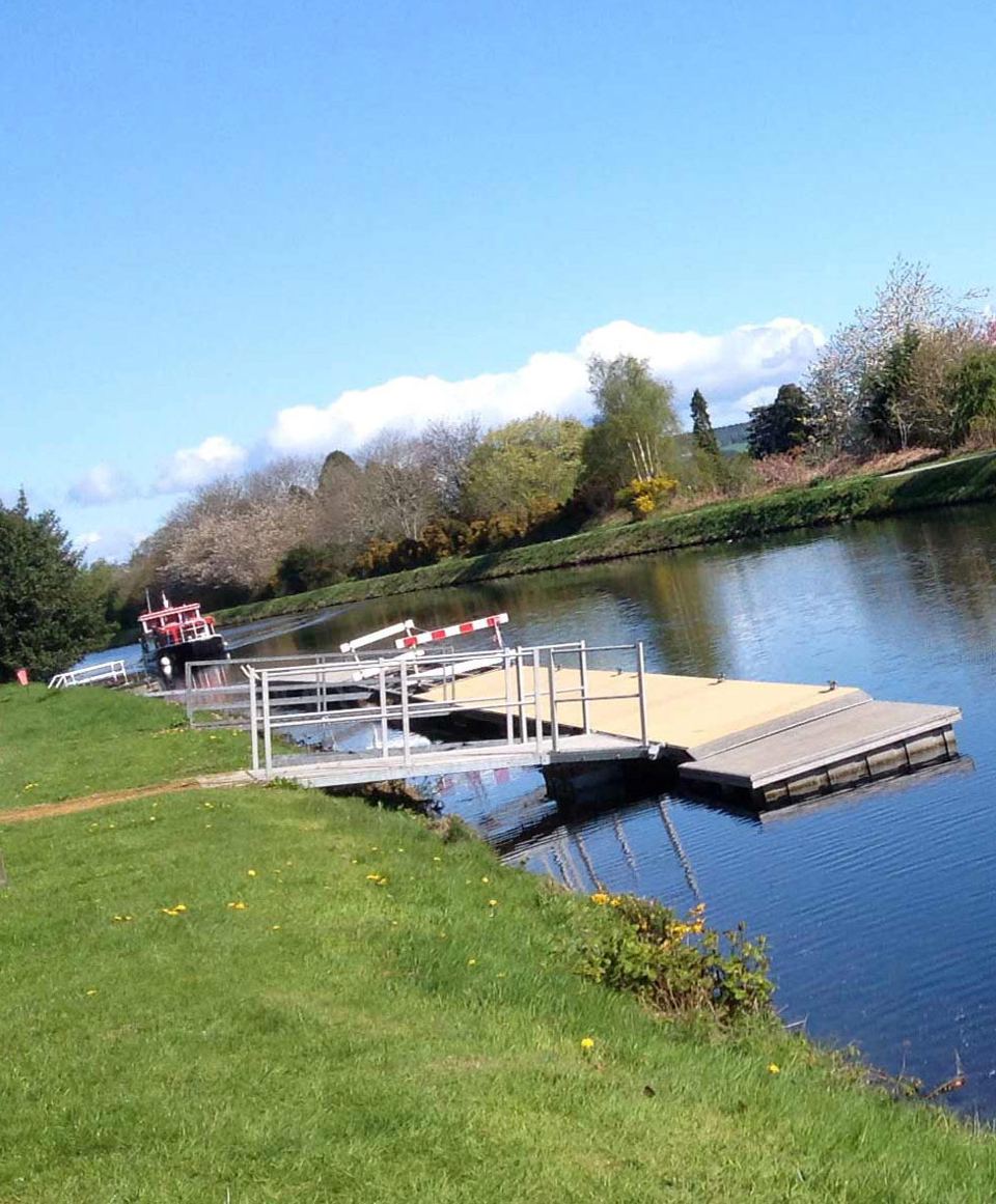 Canal landing stage