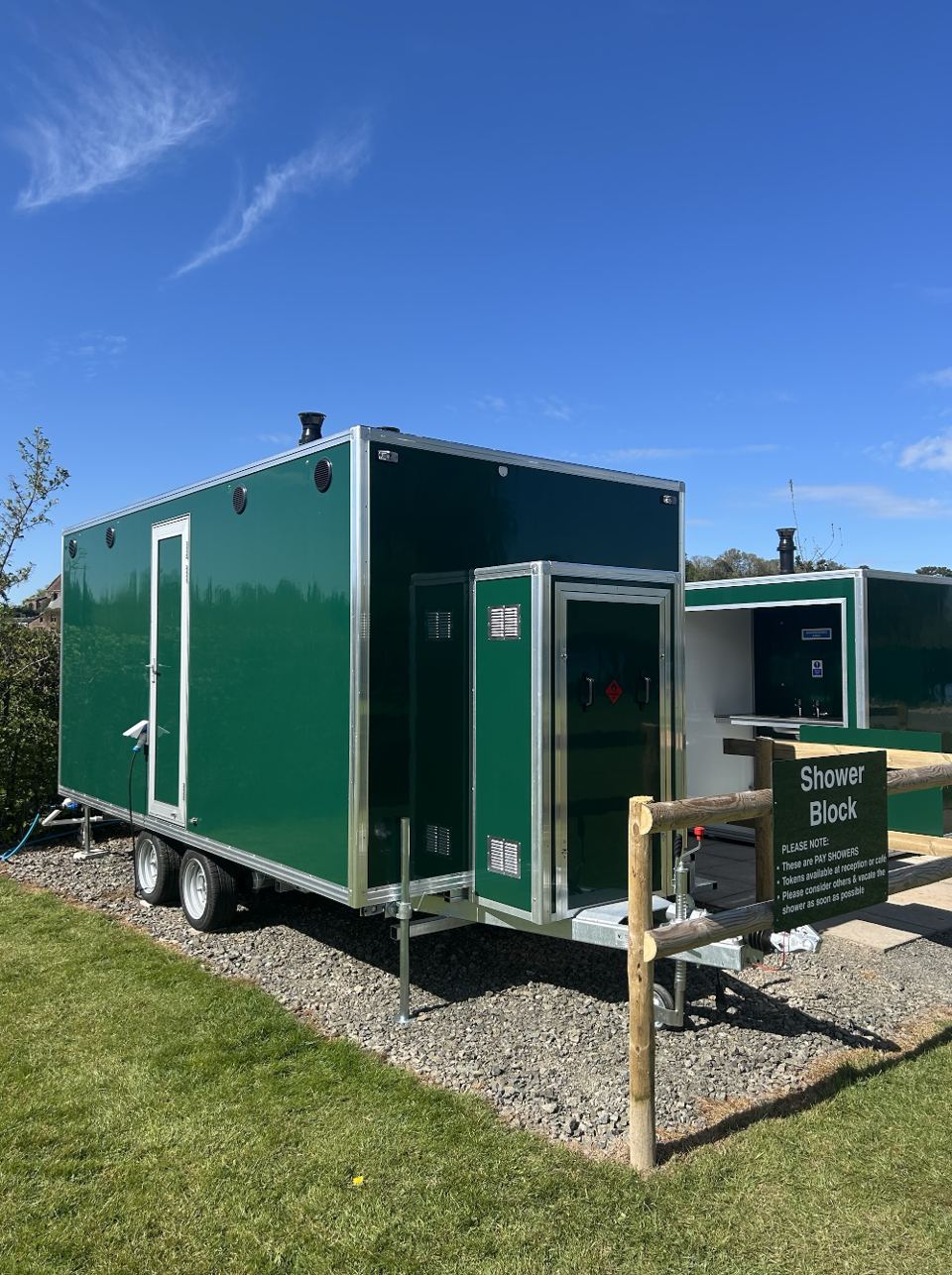 Shower trailer