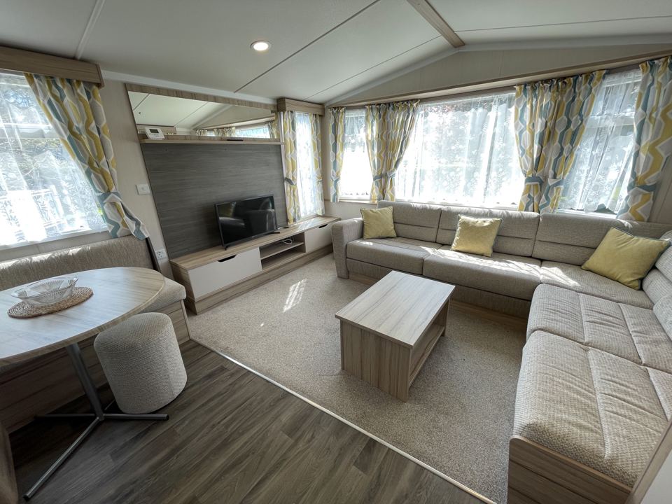 Caravan lounge with corner sofa