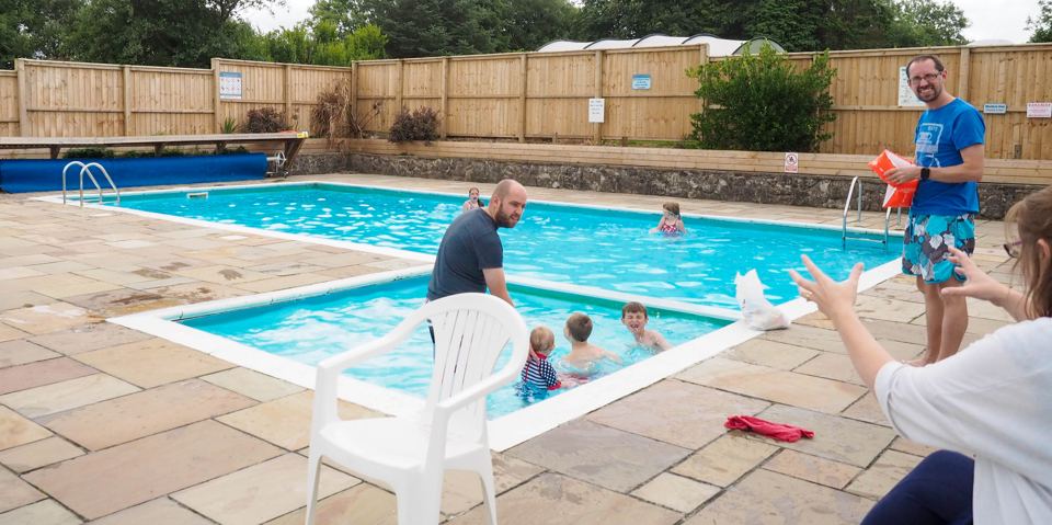 Pool and paddling pool