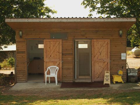 Timber washroom block