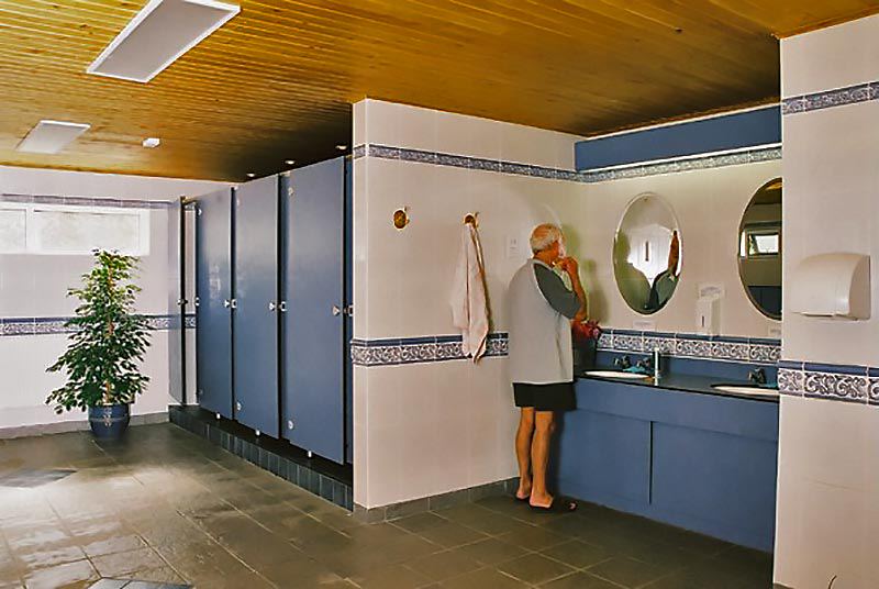 Wash block interior
