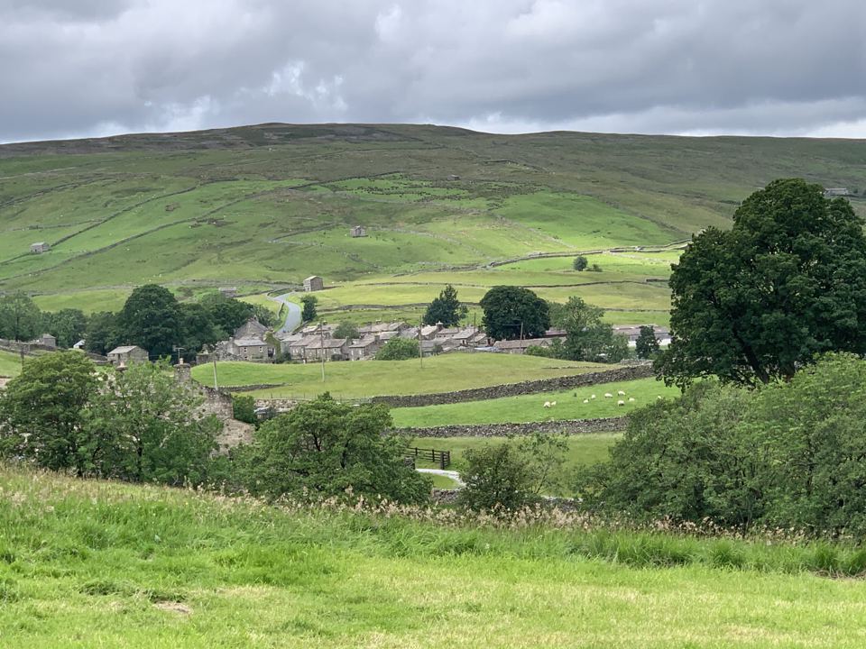 Muker below the fields