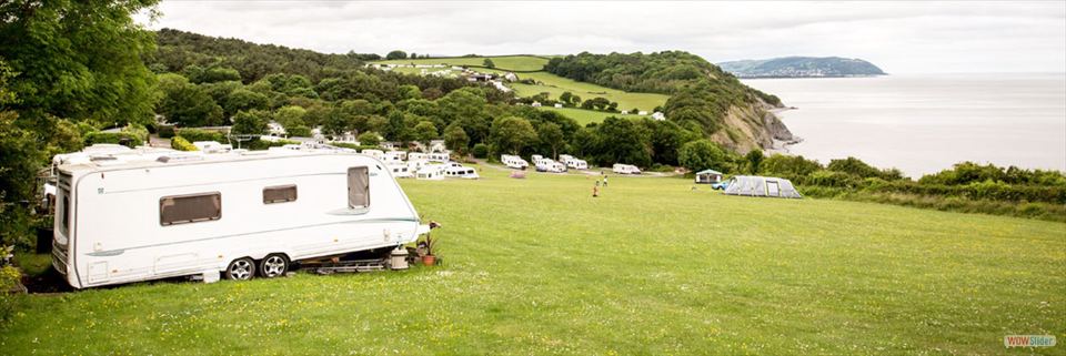 Touring field above the sea